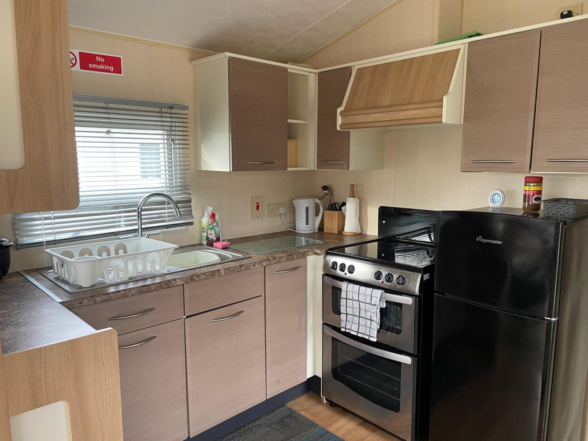 Cosy 3 Bedroom Caravan, South Cerney Exteriör bild